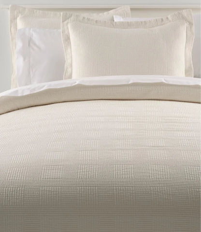 Vintage Matelassé Coverlet