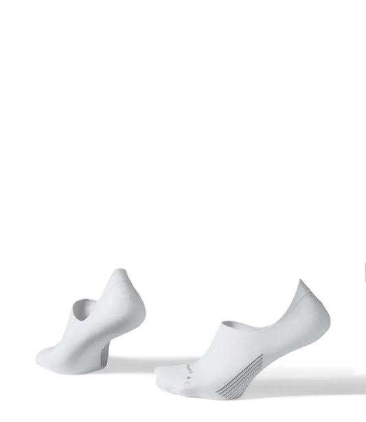 Adults' Feetures Invisible Ultra Light Cushion Socks
